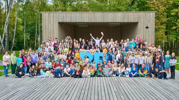 Дети из мончегорского дома-интерната побывали в Казани на фестивале СМИ и киностудий